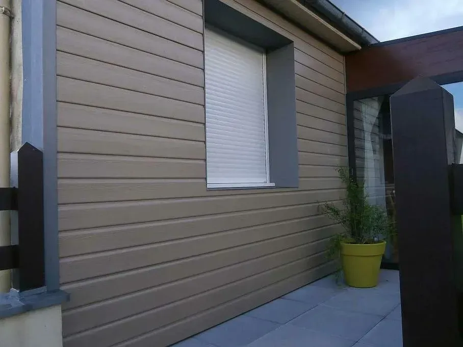 Bardage composite bois